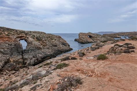 Comino Walk: The Ultimate Guide To This Epic Island Loop