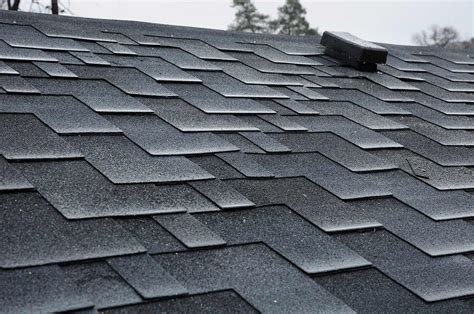 Shingles Vs. Metal Roof | London ECO-Metal