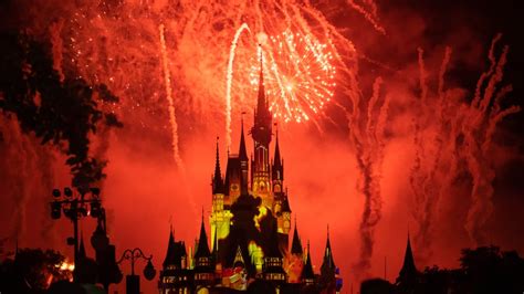 Watch the Cinderella Castle Fireworks | Unforgettable Things to Do ...