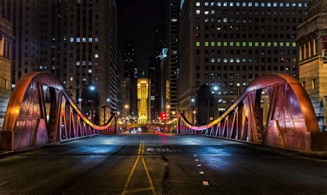 Chicago Night Tour - Chicago Photography School