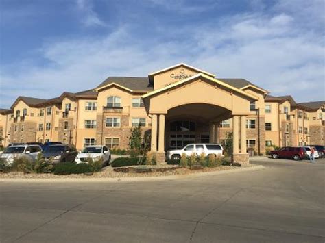 Book Clubhouse Hotel & Suites Pierre, Pierre, South Dakota - Hotels.com