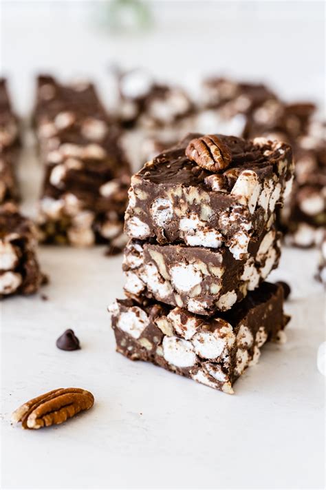 Easy Rocky Road Bars (No Bake Recipe) - Crazy for Crust