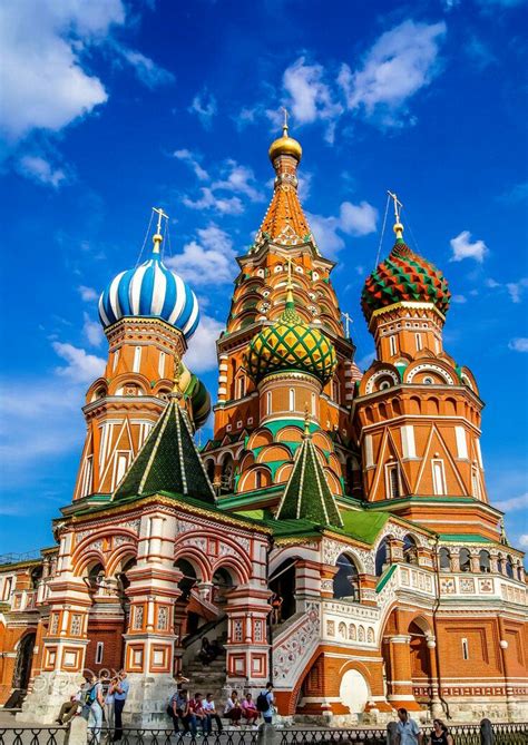 St. Basil's Cathedral In Moscow (Cathedral Of Vasily The Blessed In Red ...