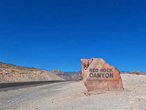 Red Rock Canyon Scenic Drive: 10 Amazing Stops, Hikes + Tips