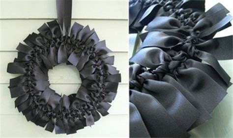 28 Best Halloween Wreaths to Make - FeltMagnet