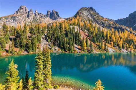 The 13 Best Hikes in North Cascades National Park, Washington