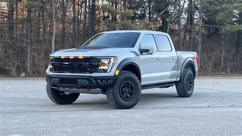 2023 Ford F-150 Raptor R Road Test: The hugest hot rod - Autoblog ...