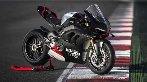 2022 Ducati Panigale V4 SP2 Is The Ultimate Track Weapon