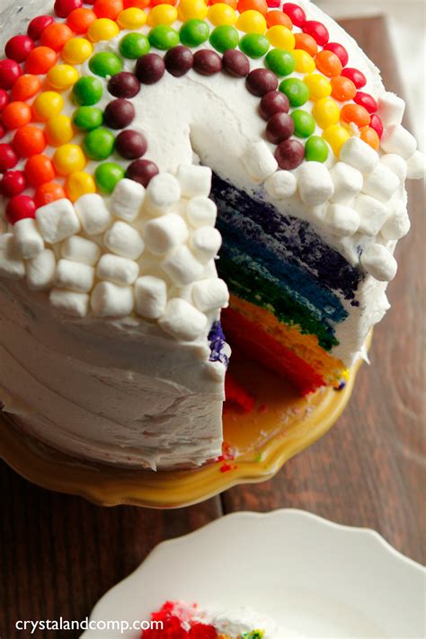 How to Make a Rainbow Cake - CrystalandComp.com