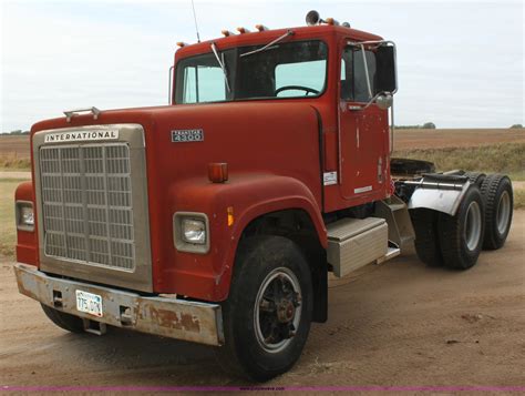 1983 International Transtar 4300 semi truck in Kingman, KS | Item H8833 ...