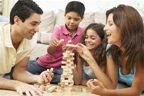 Board Games In Spanish For Families - Pura Vida Moms