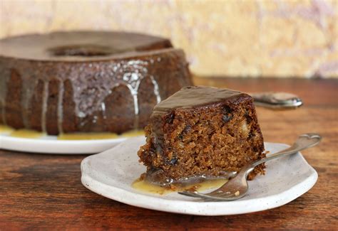 Moist Fig Cake and Caramel Glaze Recipe