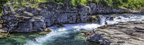 Castle Falls - Castle Provincial Park | Alberta Parks