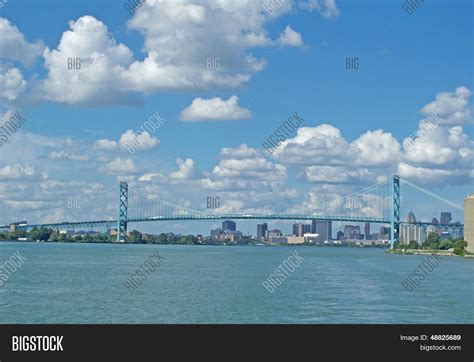 Ambassador Bridge Image & Photo (Free Trial) | Bigstock