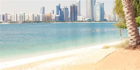 Corniche Beach UAE: 5 Must-See Attractions and Activities - Mister Tickets