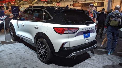 Ford Shows off New AWD Sport Hybrid Escape - Ford-Trucks.com