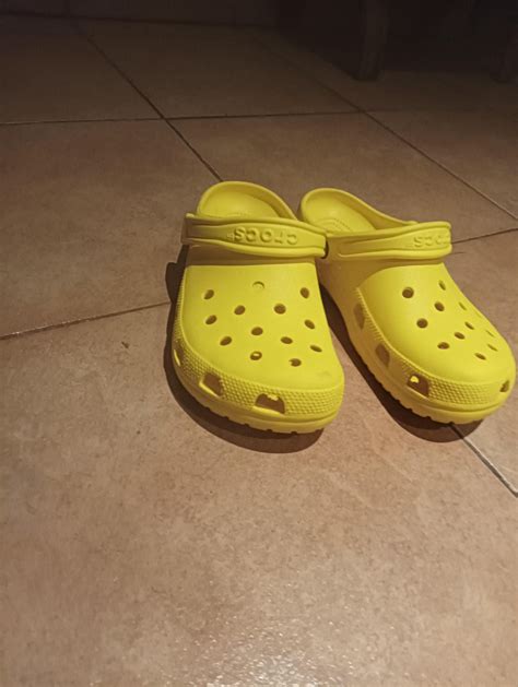 NEW YELLOW CROCS!!!!!! : r/AlfaOxtrot