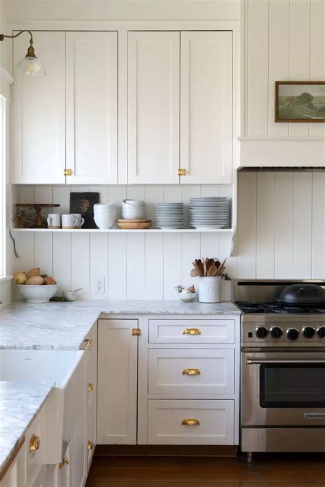 White Kitchen Cabinets And Countertops – Things In The Kitchen