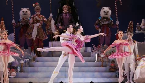 Houston Ballet dances back to Wortham Center with The Nutcracker ...