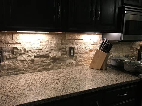 Natural stacked stone backsplash | Kitchen backsplash, Stone backsplash ...