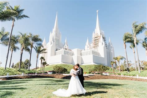 Sunny Spring Wedding at the San Diego Temple || San Diego, California ...