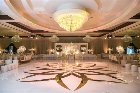 Reception Décor Photos - Custom Dance Floor with Gold Design - Inside ...