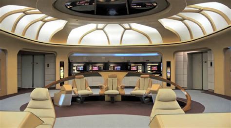 Display Version Of Bridge Set From Star Trek - Star Trek Enterprise D ...