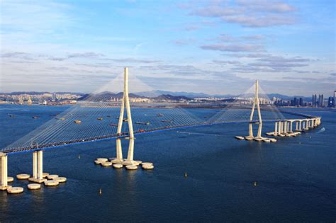 [Best Brand] Incheon Bridge establishes itself as metropolis’ key landmark