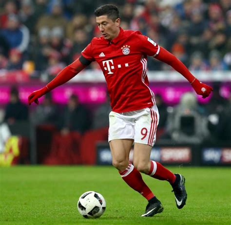 Robert Lewandowski vom FC Bayern: Berater plaudert gigantisches Angebot ...