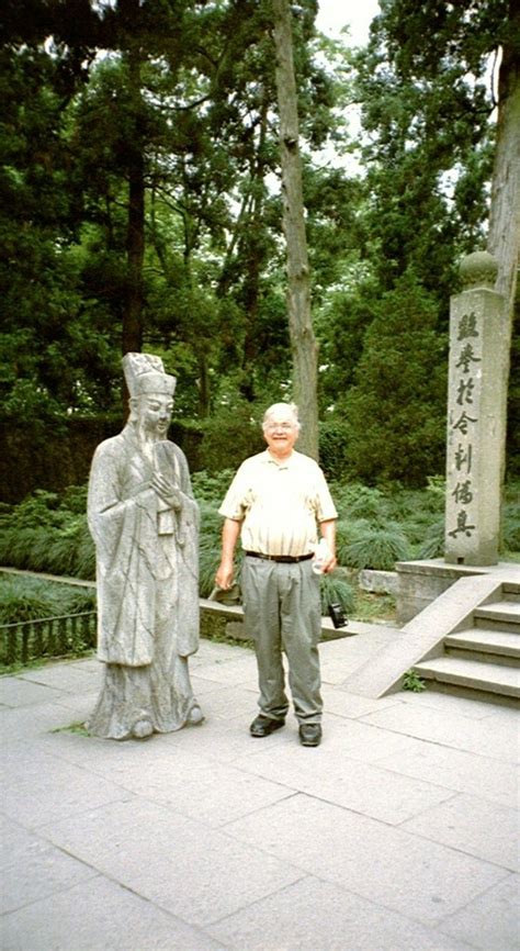 Yue Fei Temple, Hangzhou, China | Hangzhou, Travel around the world ...