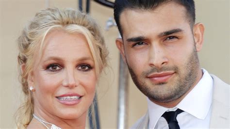 Britney Spears' Wedding Guests Reportedly Didn't Get A Traditional Dinner