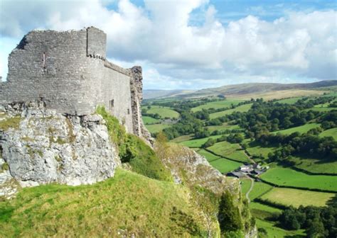 Top 5 Carmarthenshire castle ruins - Discover Britain