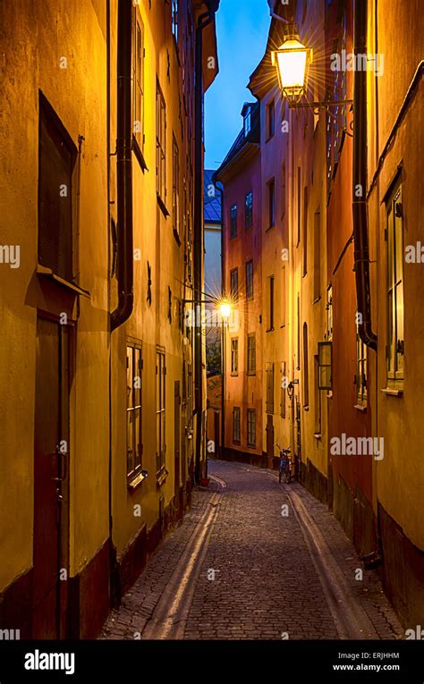 Gamla stan street at night Stock Photo - Alamy