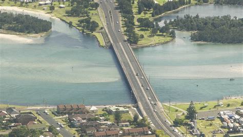 Windang Bridge lane to close | Illawarra Mercury | Wollongong, NSW