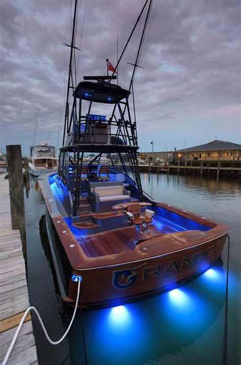 Jarrett Bay 46 | Sport fishing boats, Fishing yachts, Boat plans