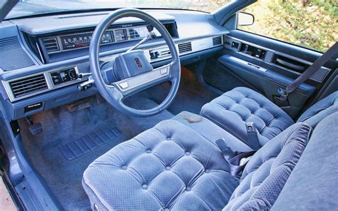 1989 Oldsmobile Delta 88 Interior | Barn Finds