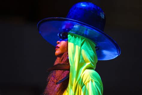 Erykah Badu duets with Thundercat, Rapsody at her birthday show in Deep ...