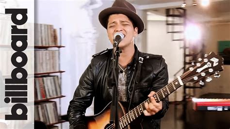 Bruno Mars 'Grenade' Live Billboard Studio Session at Mophonics Studios ...