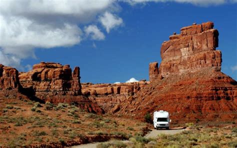 Monument Valley - Hotels, Tours and Navajo Tribal Park Information ...