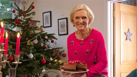 Mary Berry's Absolute Favourites Christmas Specials : ABC iview