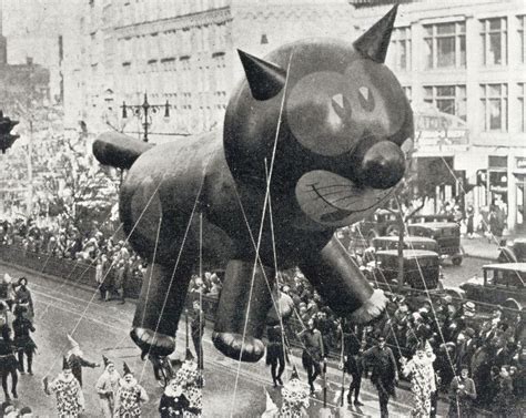 Macy's Thanksgiving Day Parade: Balloons Through The Decades