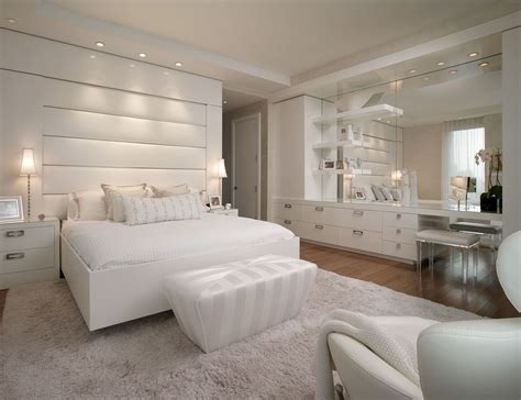 Beautiful luxury white bedroom | make the carpet a light grey and 👍 ...