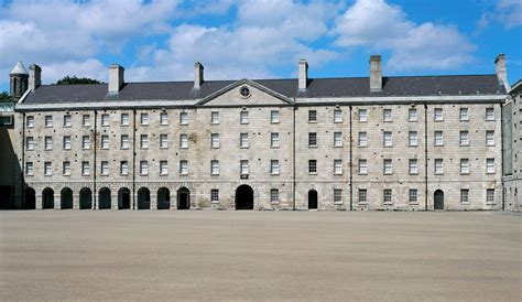 National Museum of Ireland - Decorative Arts & History (Dublin ...