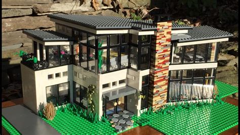 Ultra Modern Mansion! : lego