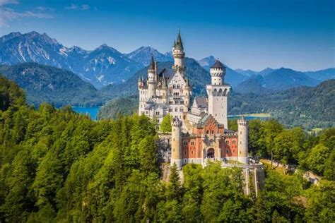 9 Munich Castles That Retell The Stories Of Long Gone Kings And Queens