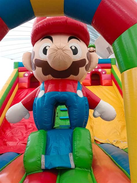 Super Mario Inflatable Playground - MyTOWNKL