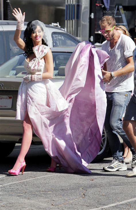 30+ Katy perry wedding dress trends | pophairstyles