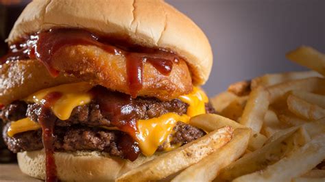 25 Best Fast Food Burgers | Top Chains Ranked | List Monster