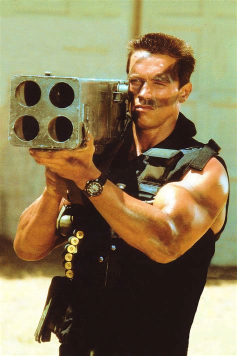 Arnold Schwarzenegger en Commando | Arnold schwarzenegger movies ...