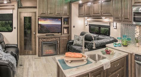 2016 Venom V3911TK Luxury Fifth Wheel Toy Hauler | KZ RV